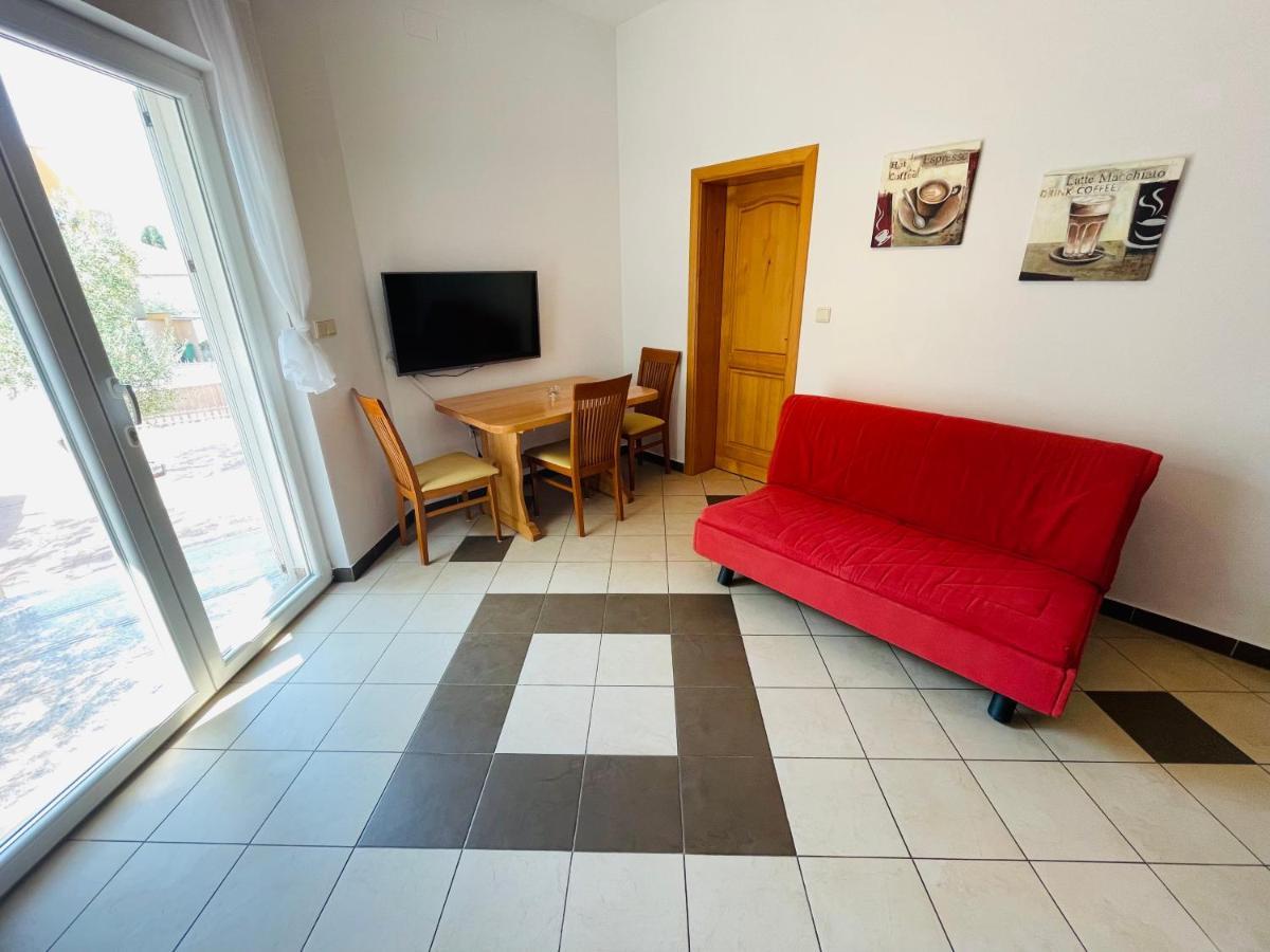 Apartments Basilea Biograd Na Moru Εξωτερικό φωτογραφία