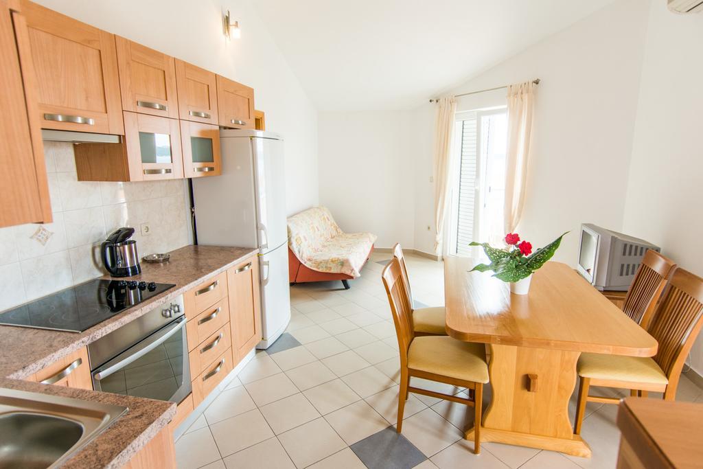 Apartments Basilea Biograd Na Moru Εξωτερικό φωτογραφία