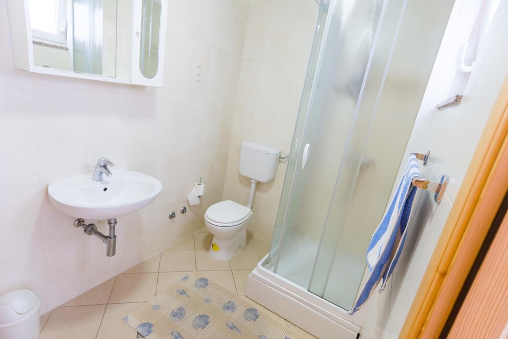Apartments Basilea Biograd Na Moru Δωμάτιο φωτογραφία