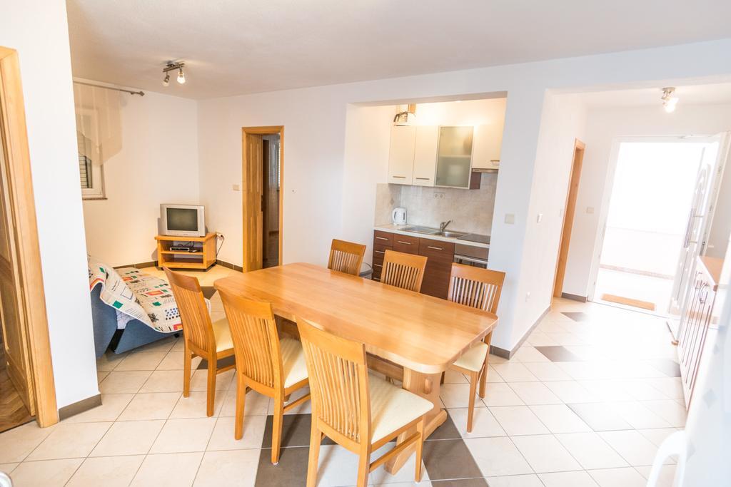 Apartments Basilea Biograd Na Moru Δωμάτιο φωτογραφία
